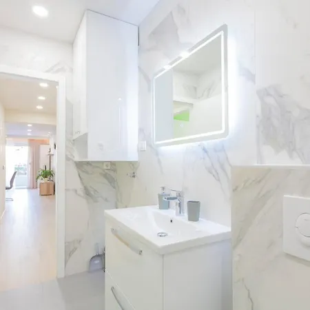 Center New Apartment Krivic Makarska Exterior photo