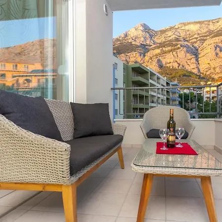 Center New Apartment Krivic Makarska Exterior photo